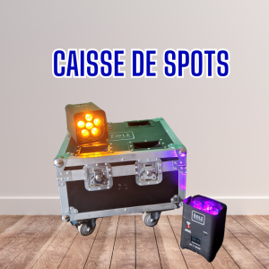 Une caisse métallique avec ses spots lumineux sur le dessus et côté.